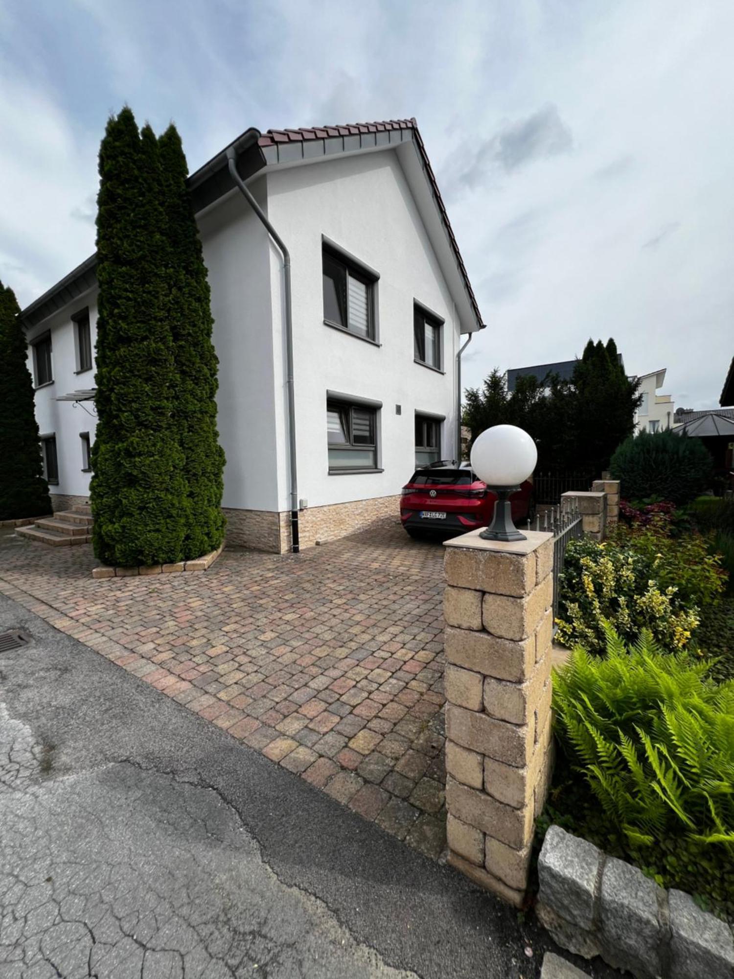 Stilvolle Studiowohnung Mit Sonnenterasse Rheda-Wiedenbrueck Luaran gambar